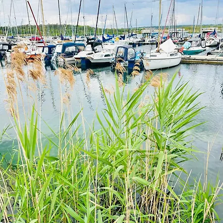 船屋 Hausboot Albatros *