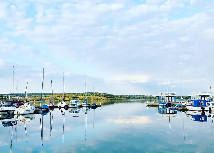 Hausboot Albatros Mucheln
